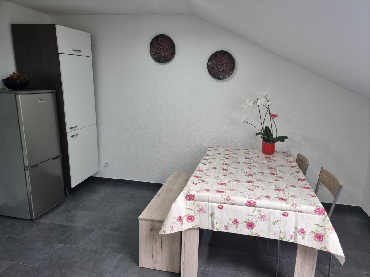 Workershome - Business Apartments - Monteurwohnungen Wertheim Eksteriør billede