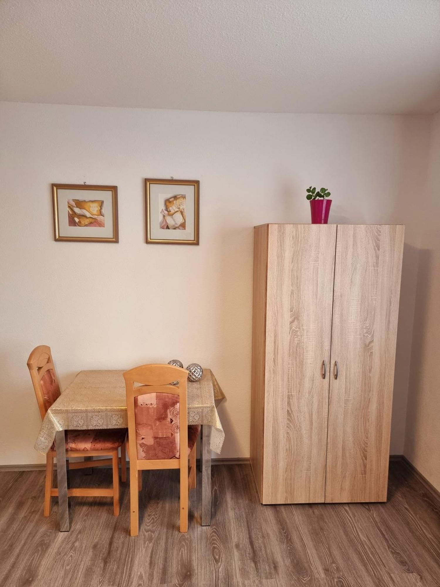 Workershome - Business Apartments - Monteurwohnungen Wertheim Værelse billede